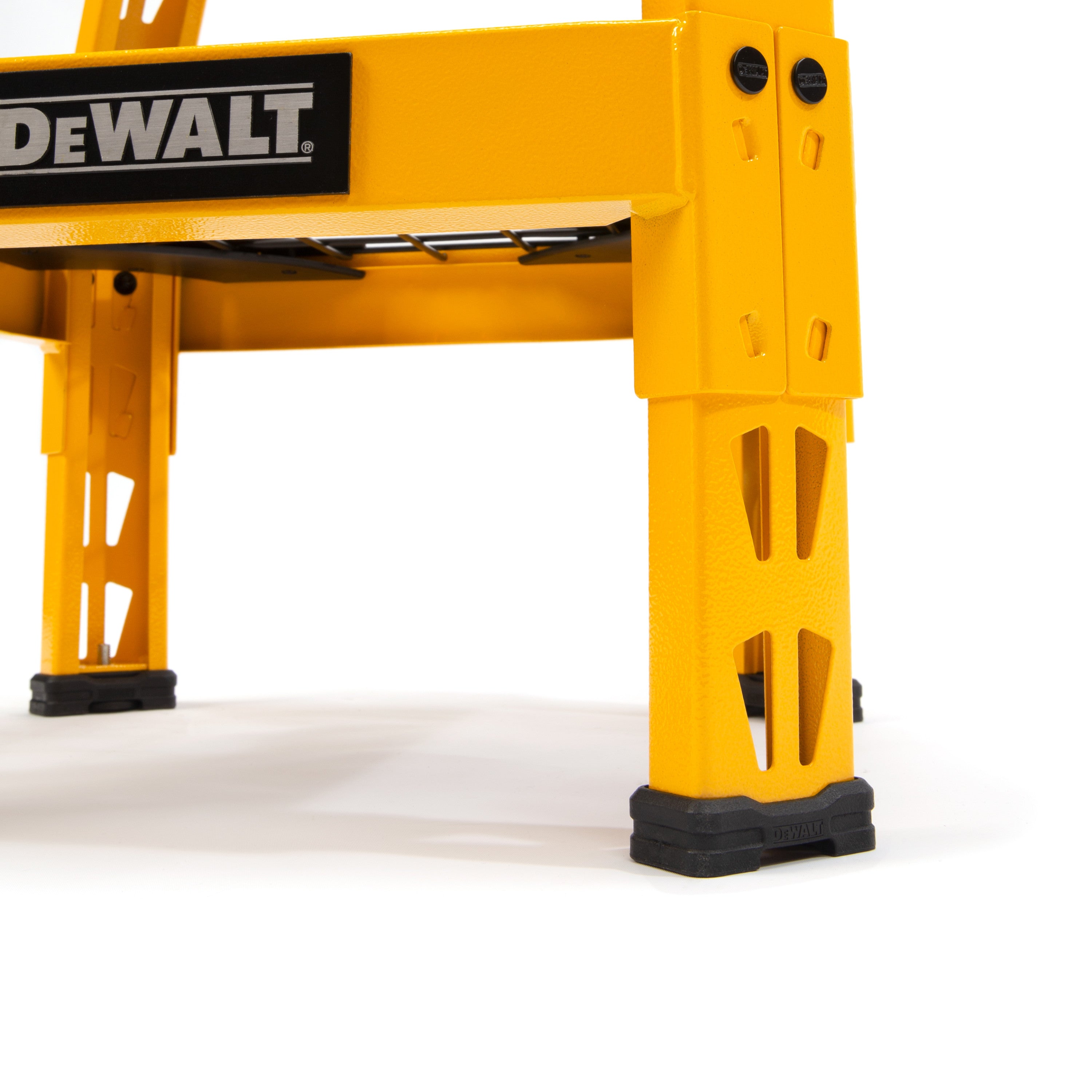 Dewalt Swivel Shop Stool – Dewalt Shelving